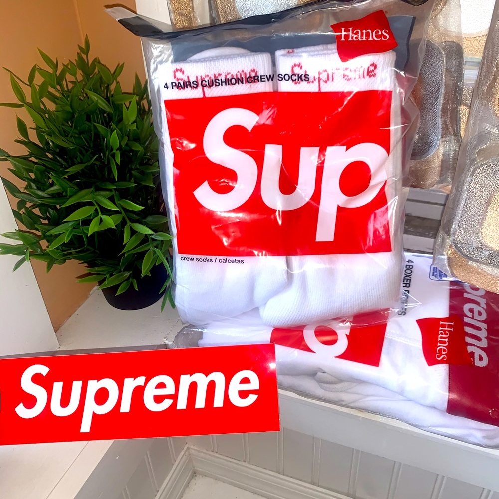 Supreme Crew Socks